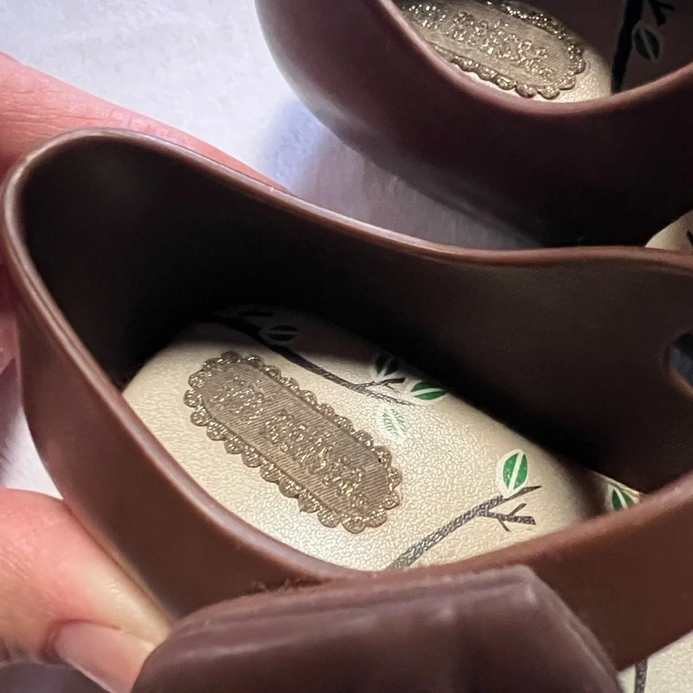 Mini Melissa Brown Owl Mary Jane’s
